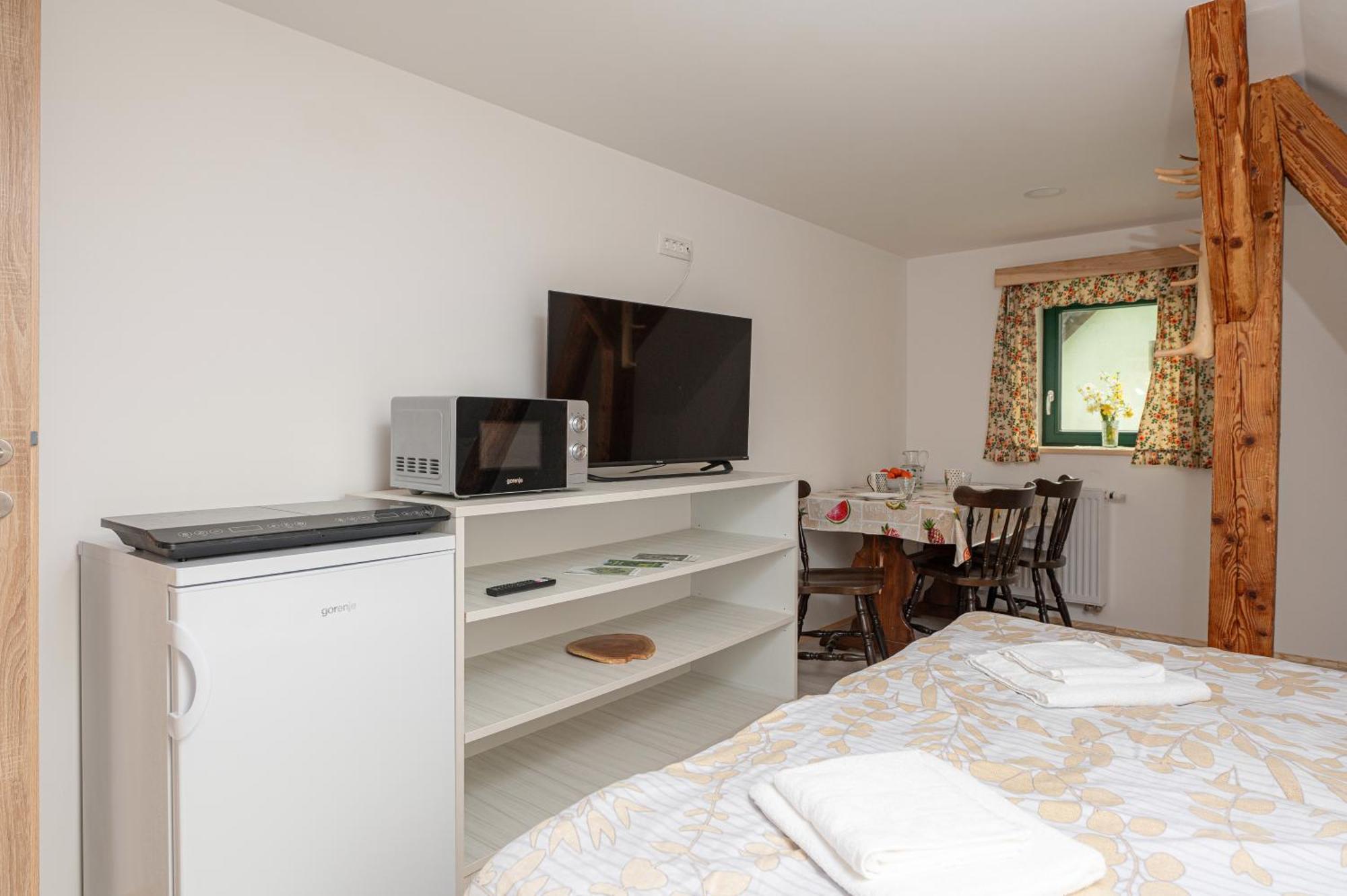 Zelena Hisa Pri Bjov Apartment Bohinjska Bela Exterior foto